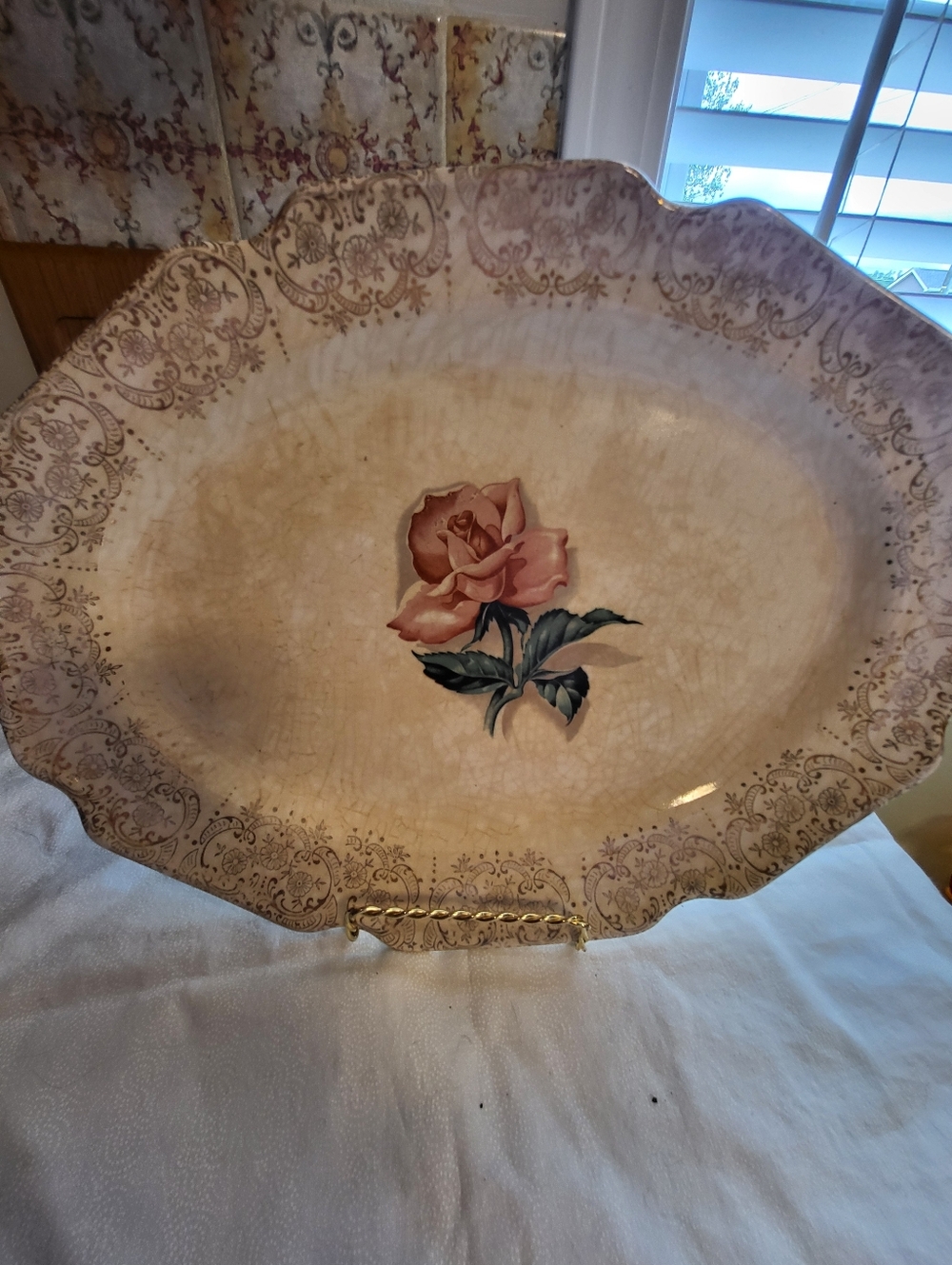 VTG. Pink Rose Sabine 13.5 Inch Serving Platter With 22 Kt Gold Trim